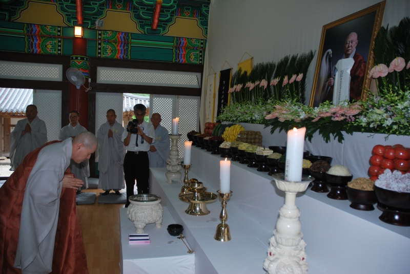 2010.07.14_천운상원 대종사 조문 (1)